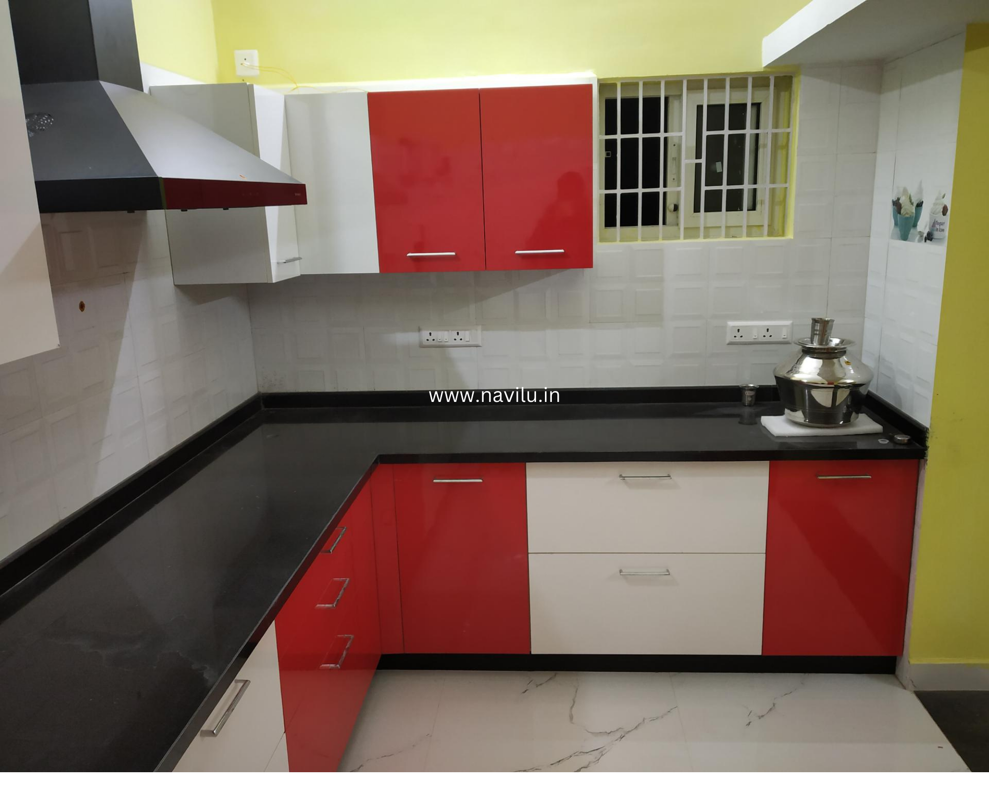 sleek-modular-kitchen-2.png